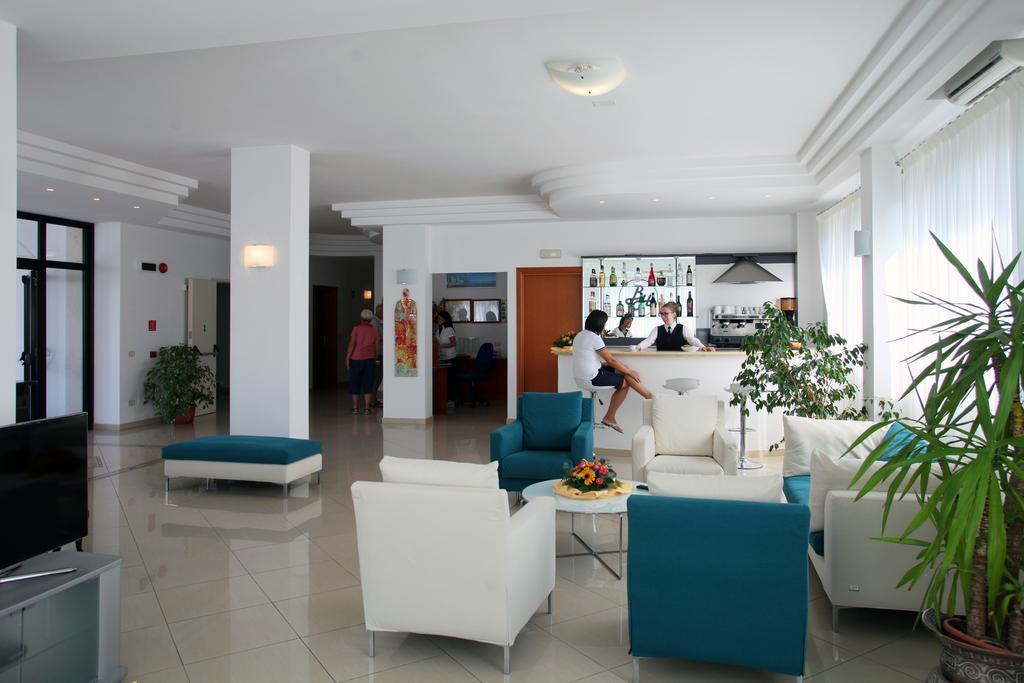 Bikini Hotel В'єсте Екстер'єр фото